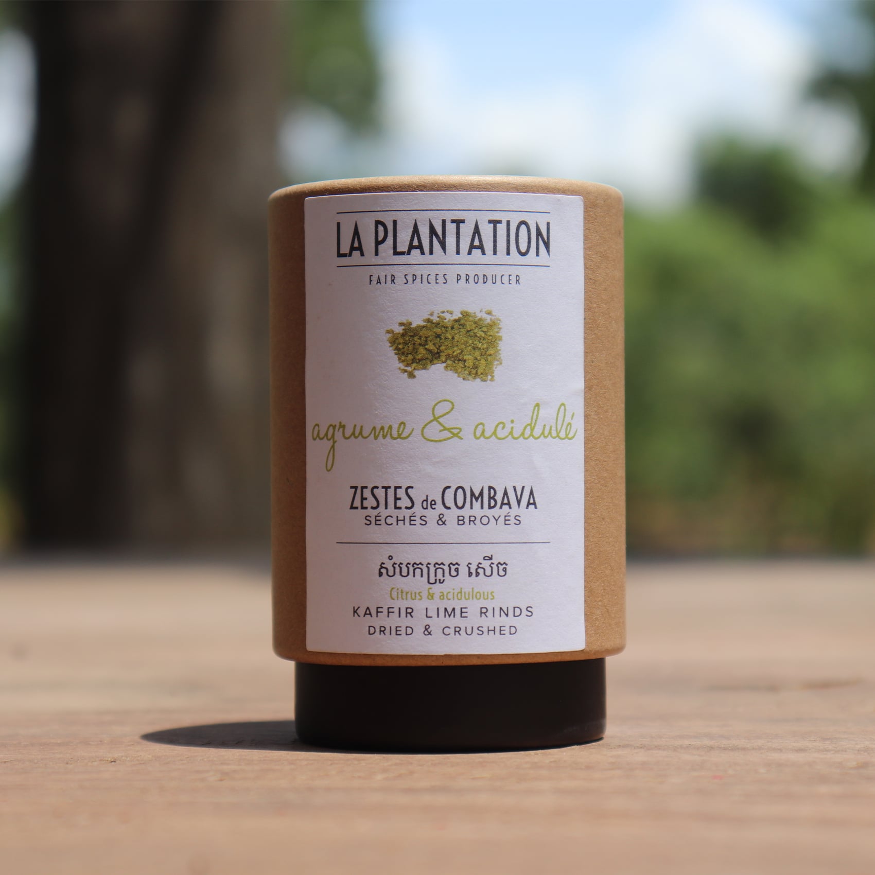 tube en kraft alimentaire de zestes de combava