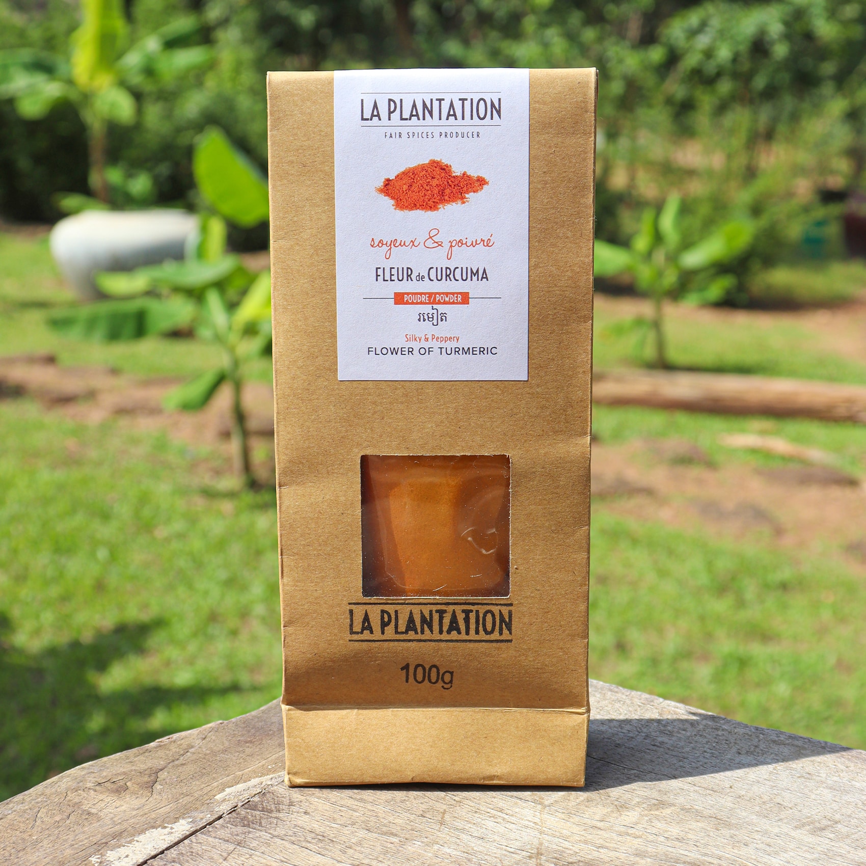 paquet de poudre de curcuma orange