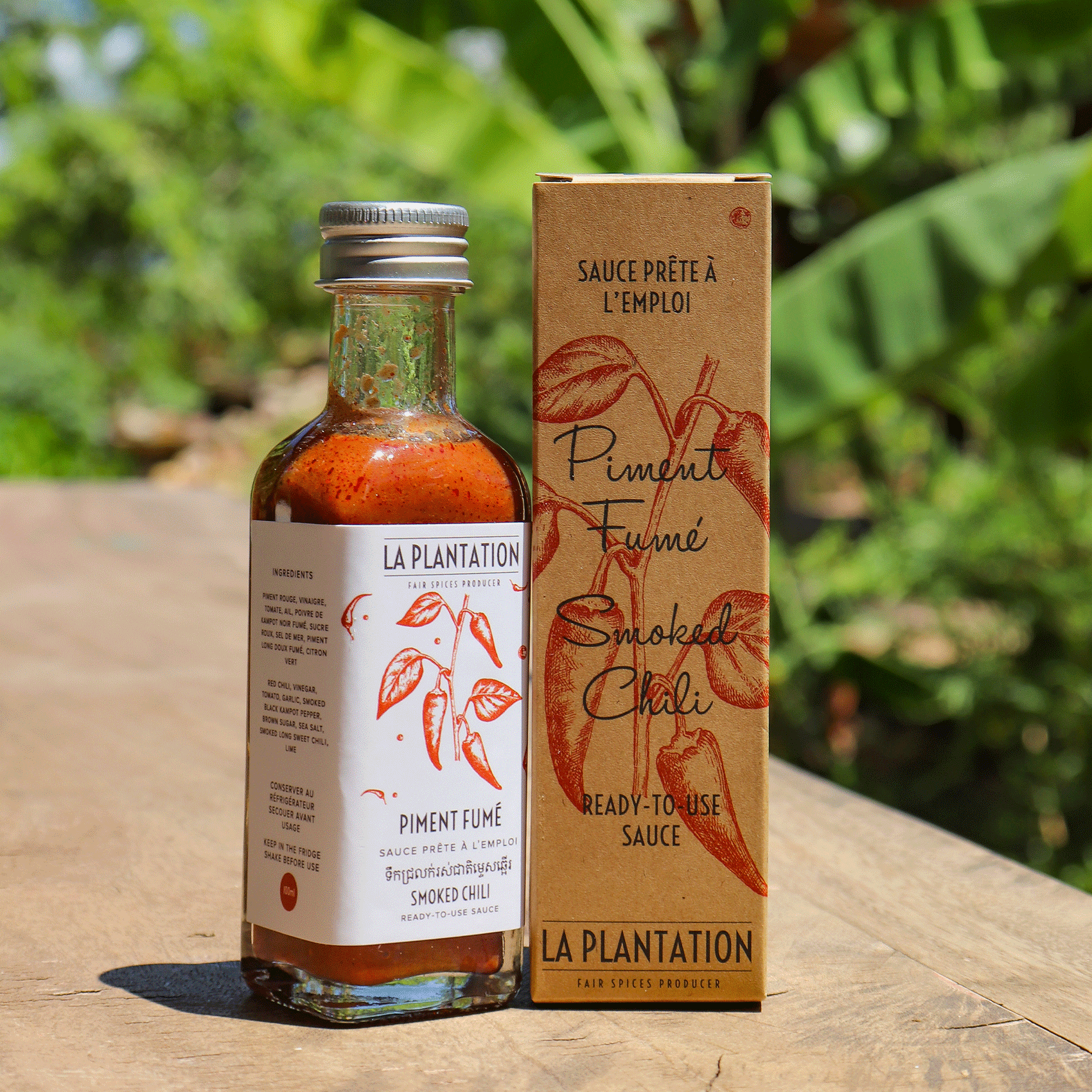 bouteille de sauce pimentée fumée