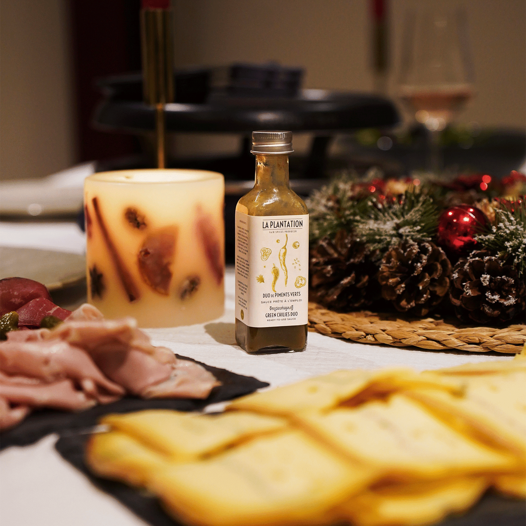 assortiments de fromage et charcuterie