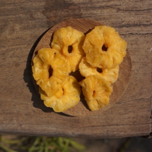 tranches d'ananas déshydratés