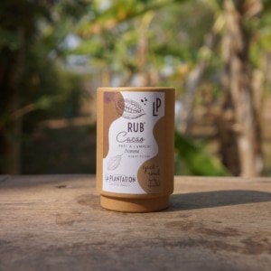 tube alimentaire en kraft contenant du ruban au cacao