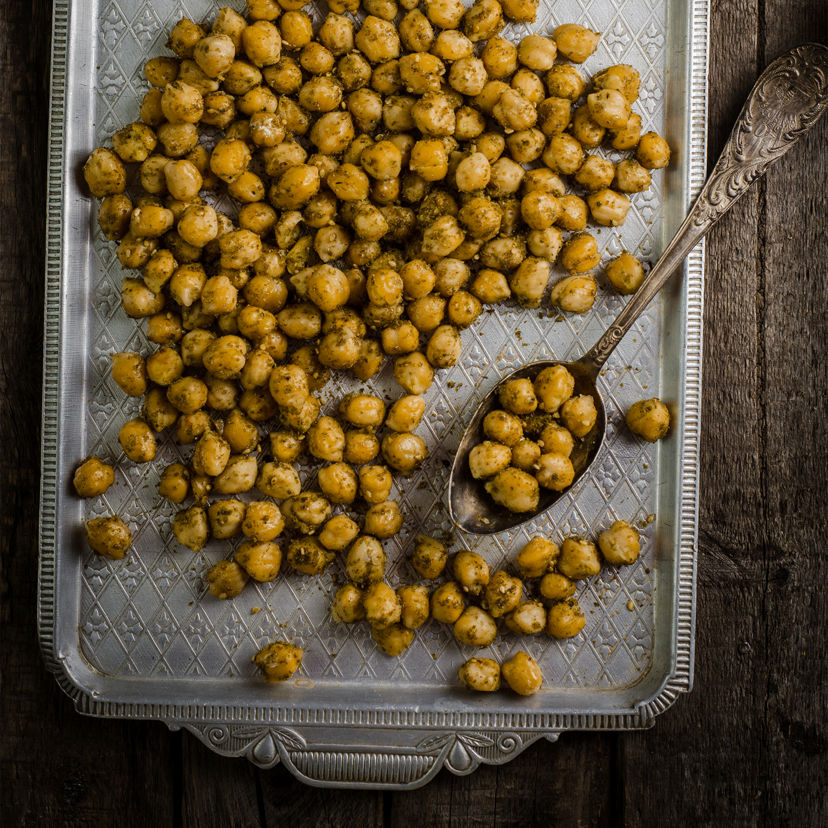 préparation de pois chiches grillés au four