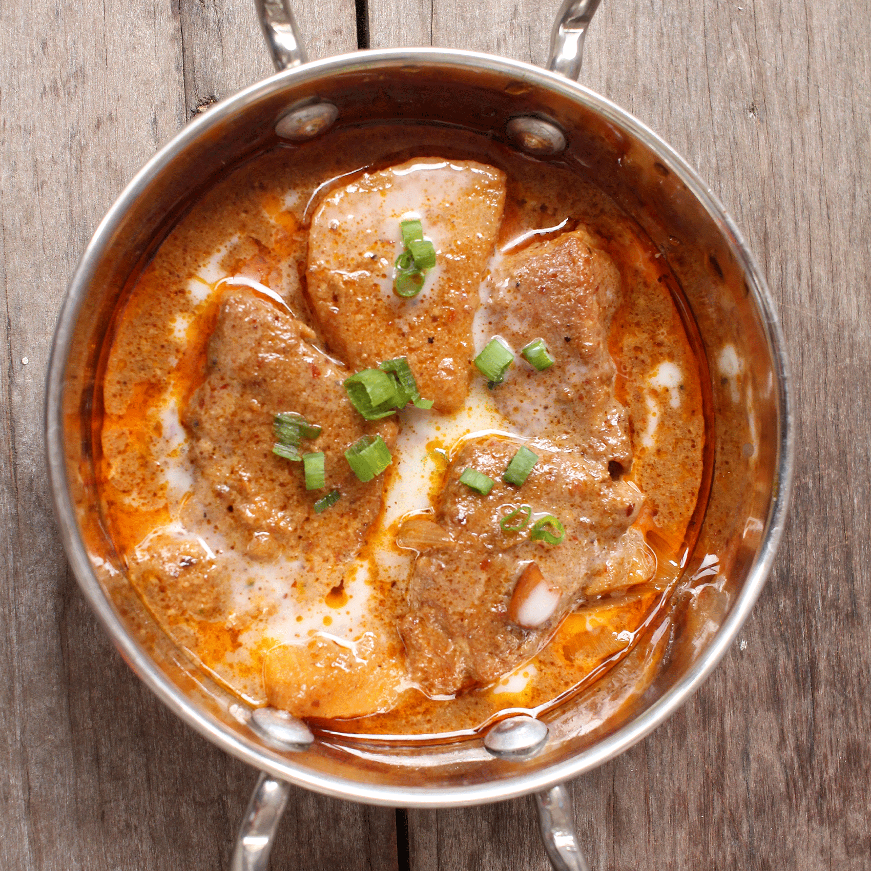 recette de plats avec une sauce au curry