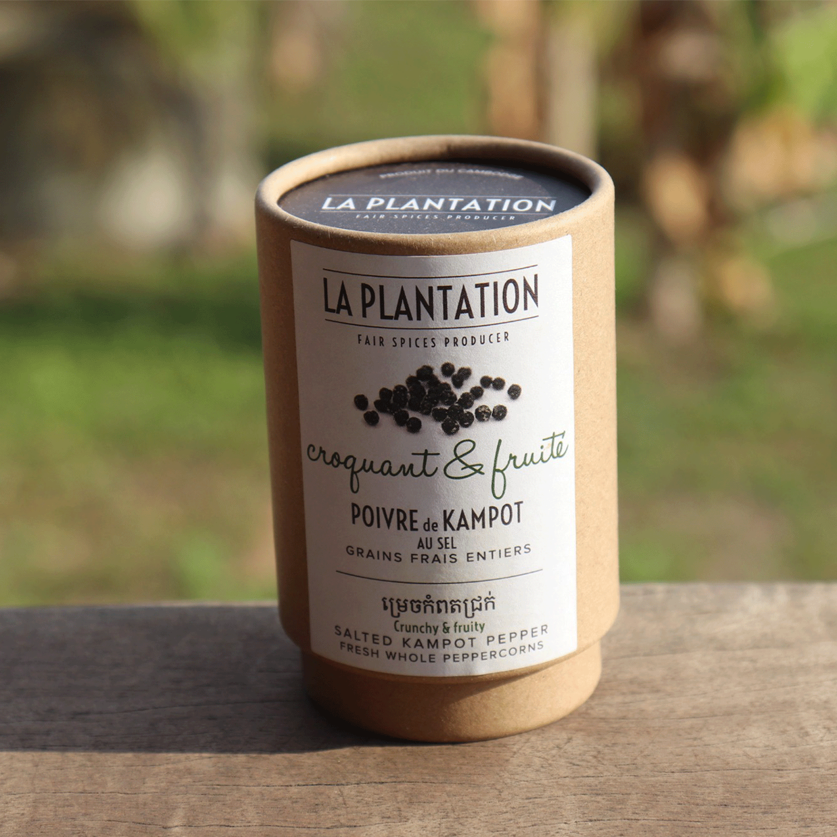 Tube de poivre de kampot noir frais au sel