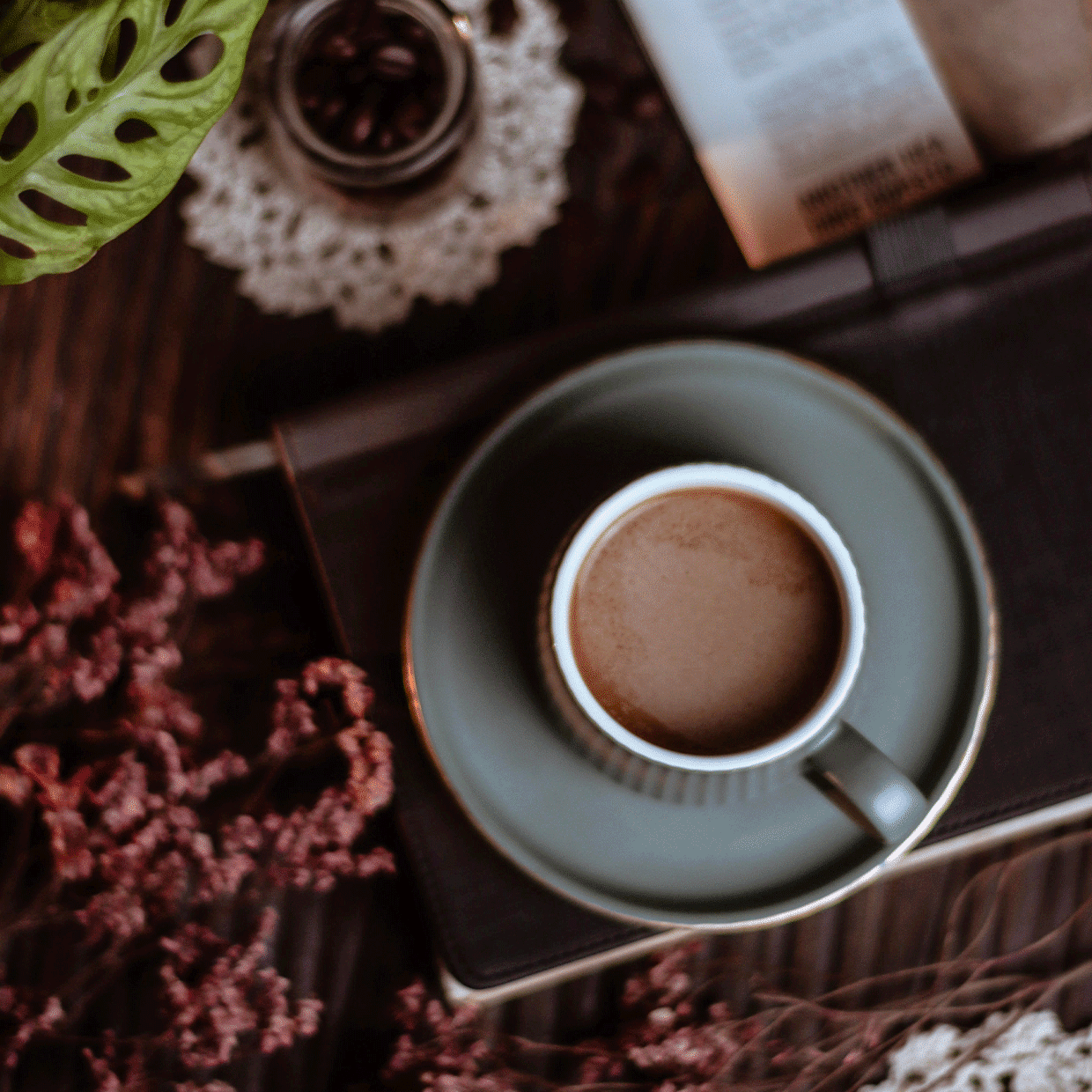 chocolat chaud dans une tasse