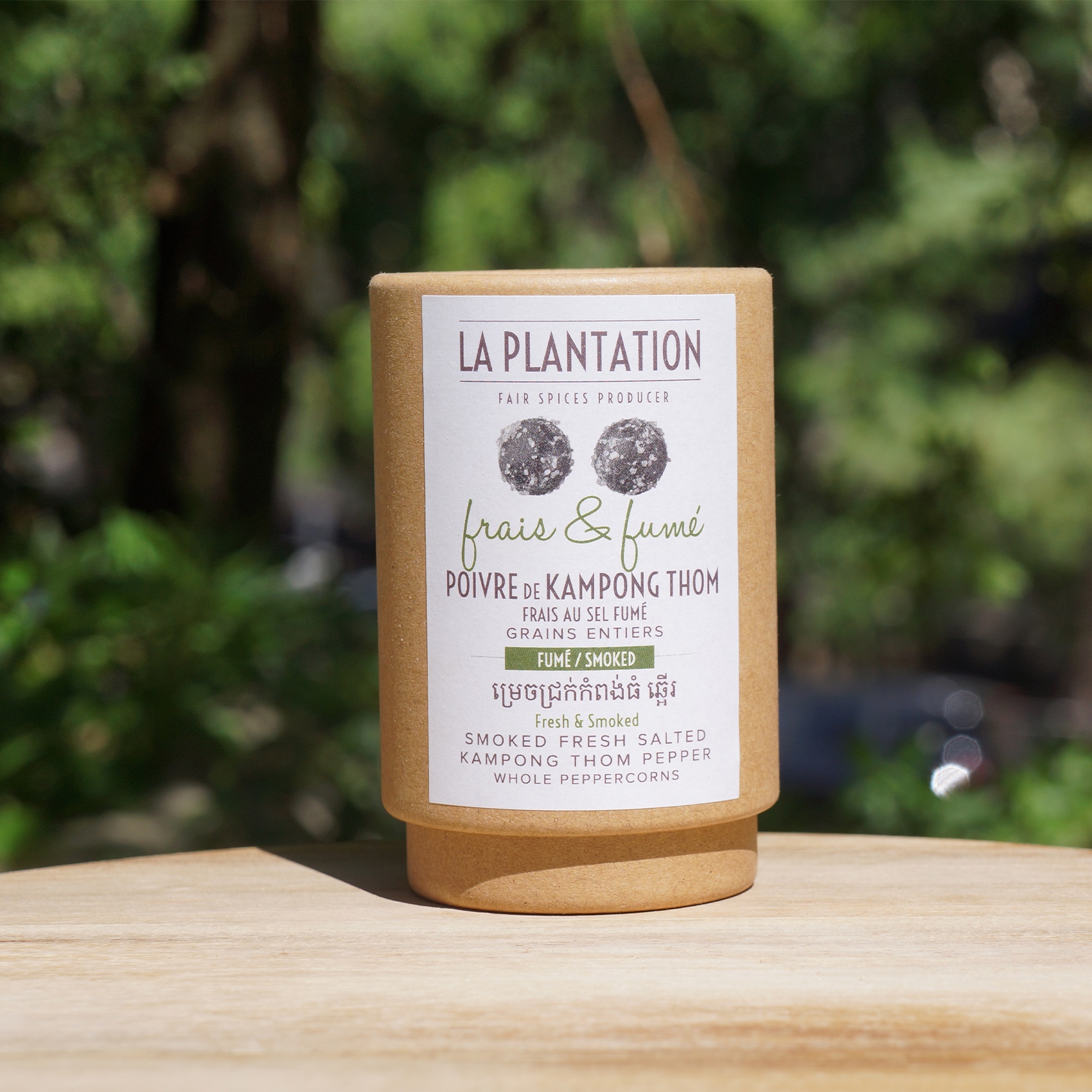 emballage kraft de poivre fermenté au sel et fumé