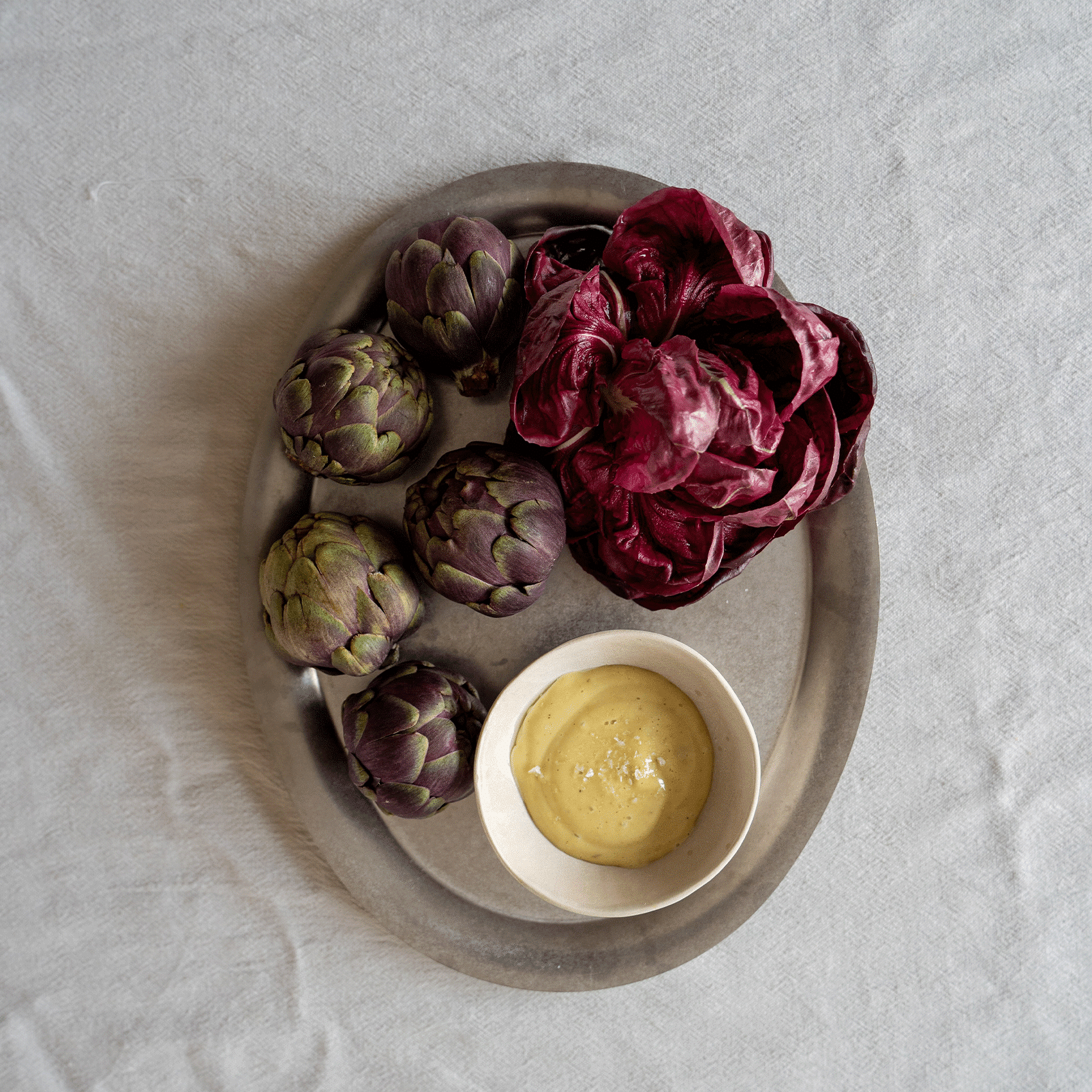 recette d'artichaut avec une sauce vinaigre