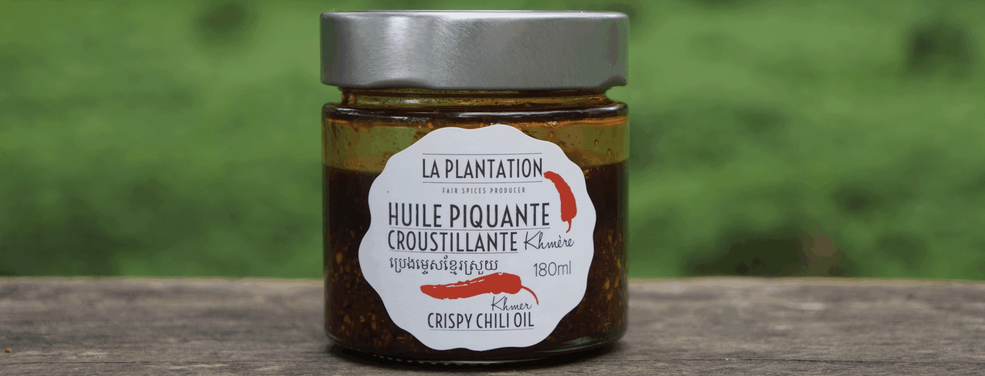 Glas mit knusprigem Chiliöl