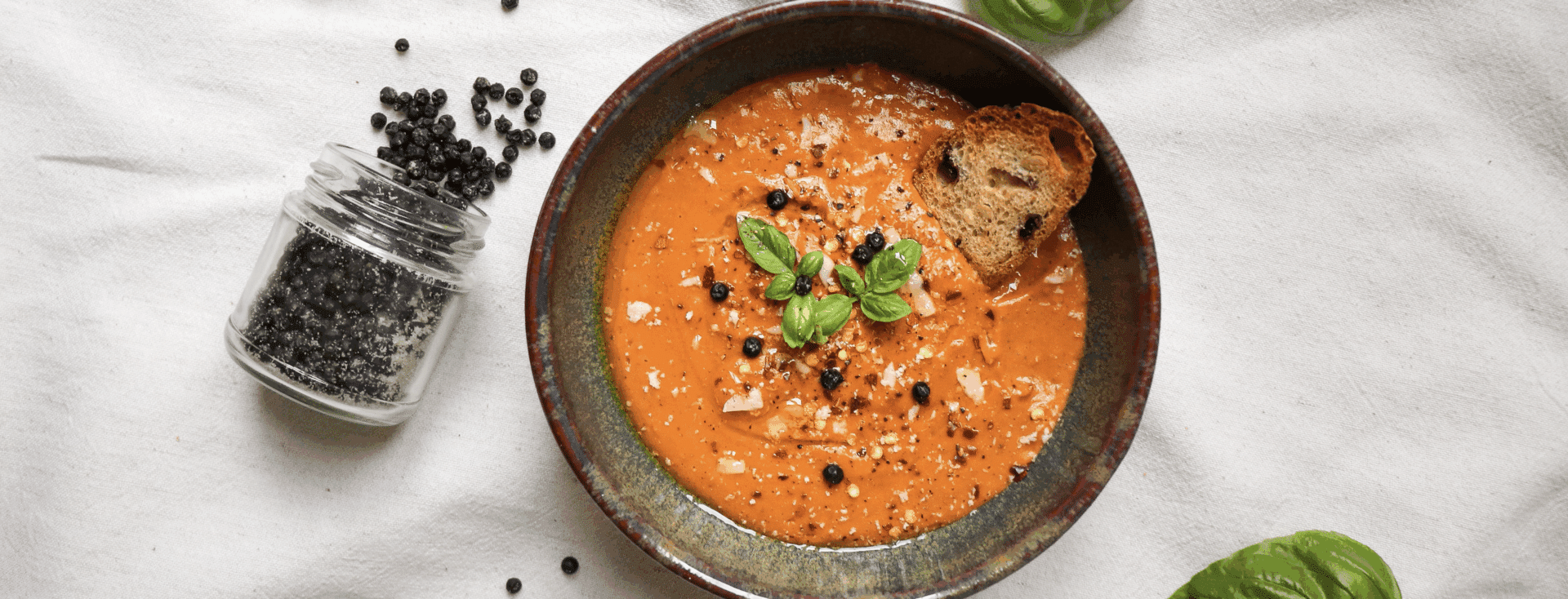 recette de Velouté de tomate et poivre